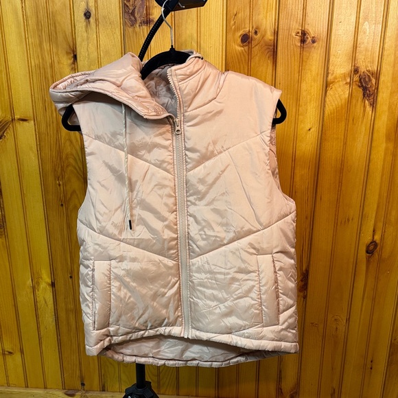 Zella Jackets & Blazers - Zella Althetic from Nordstroms Beige Puffer Vest